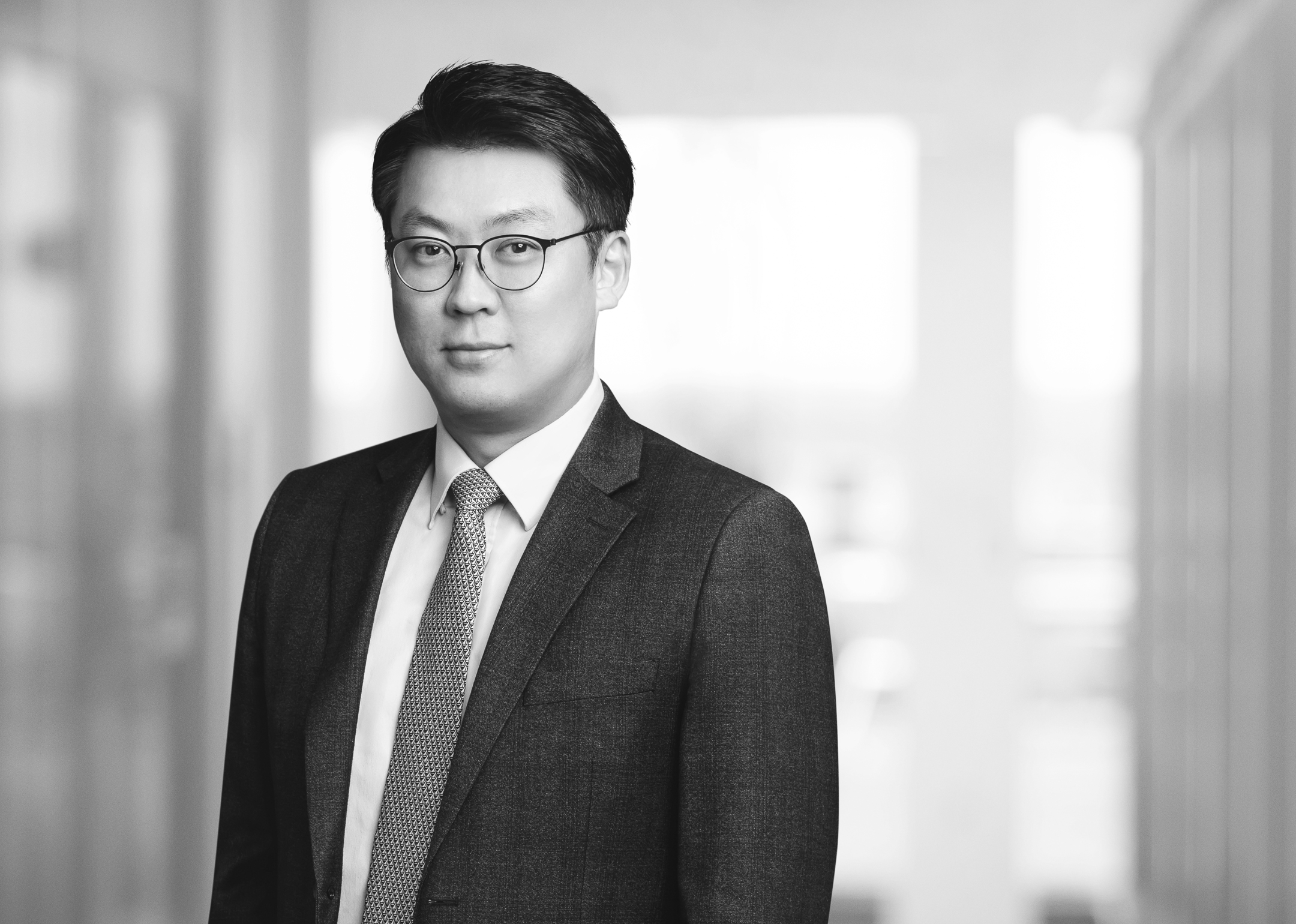 Sung Un K. Kim, Associate, International Trade