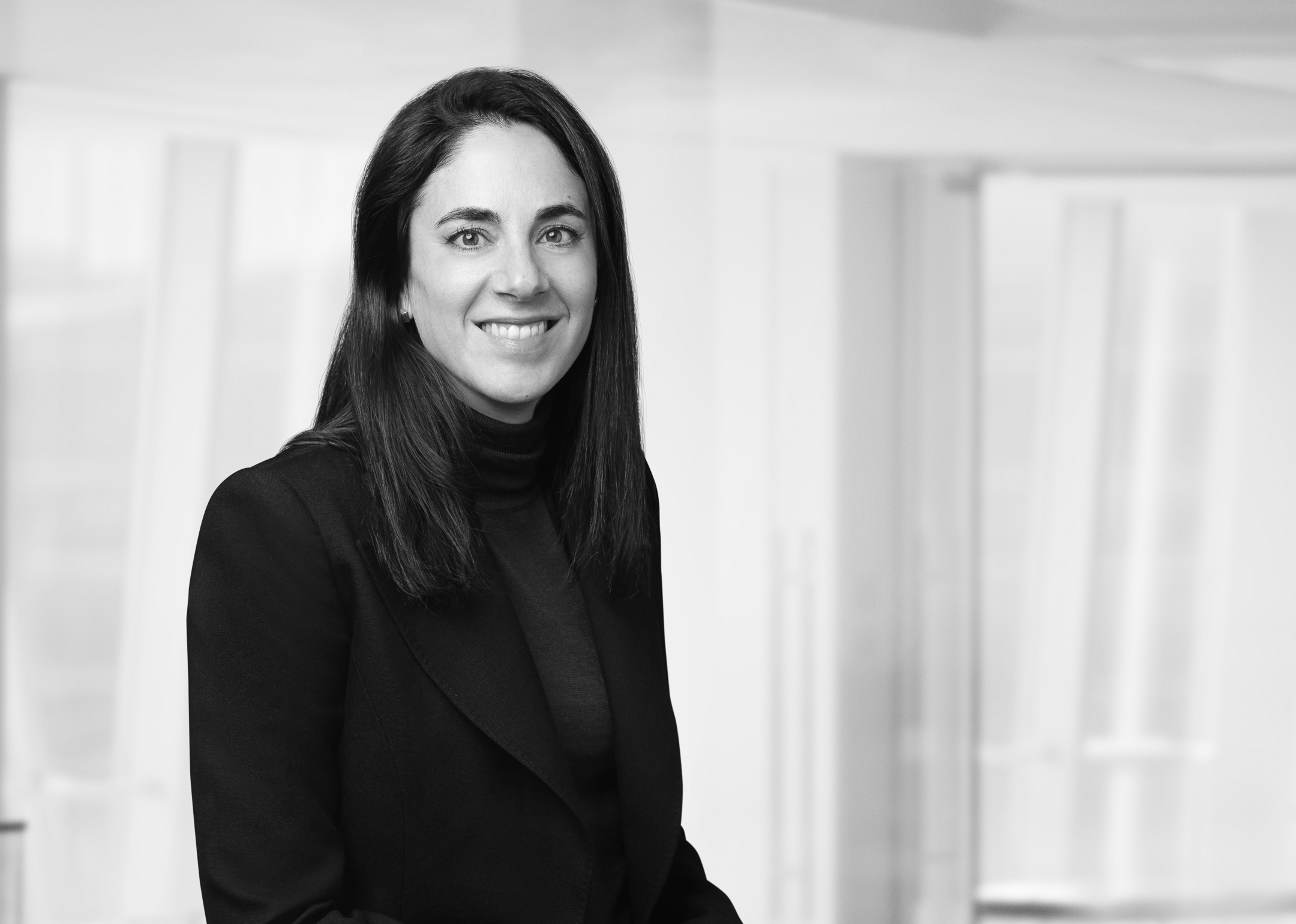 Parvin Daphne Moyne, Partner, White Collar Defense and Government Investigations | Akin