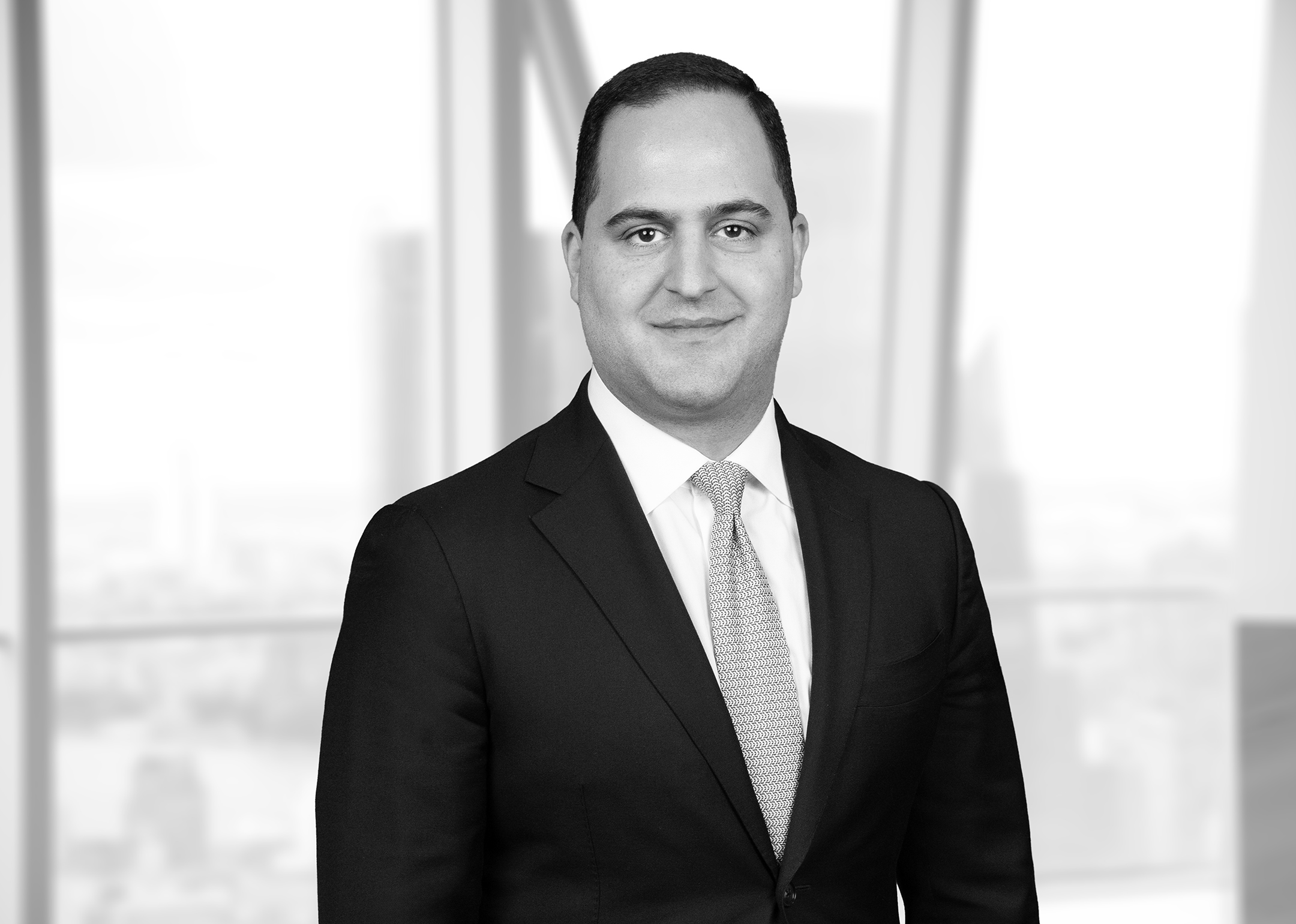 Omid Rahnama, Associate, Financial Restructuring