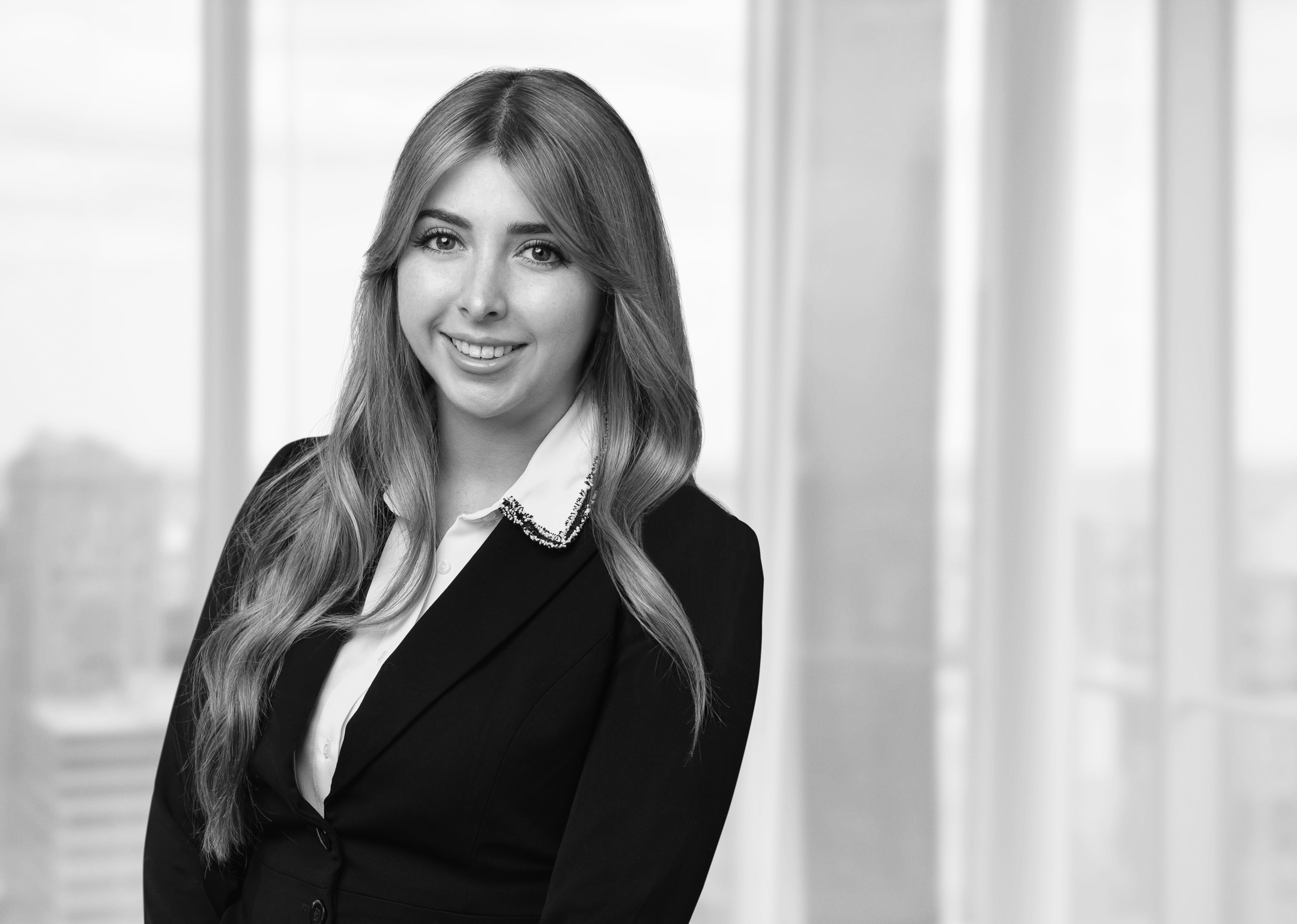 Emily Isabella Collins, Associate, Corporate & Finance